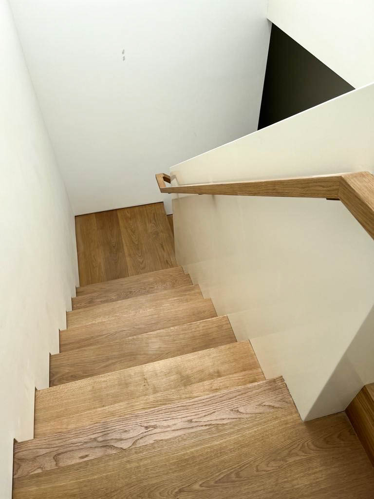 solid-oak-staircase-brighton